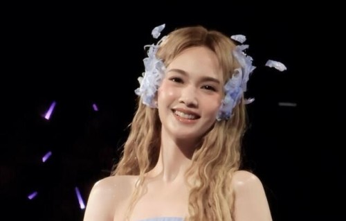 杨丞琳,现场撒狗粮!