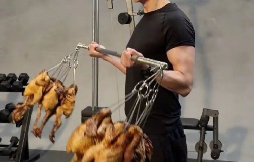 何润东用脚趾给自己项羽点赞 网友：直男没轻没重的