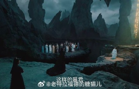 《白日提灯》女主演活鬼王，极致女权设定为何能成古偶新标杆？