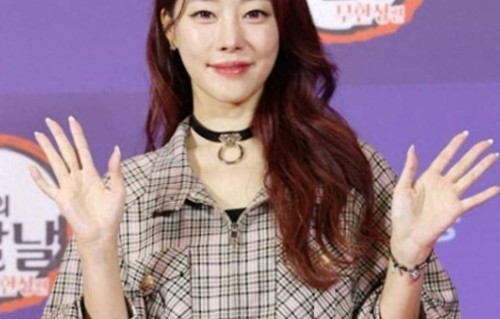 韩国女星尝试试管婴儿4年，失败多次终于公布喜讯，背后原因曝光 
