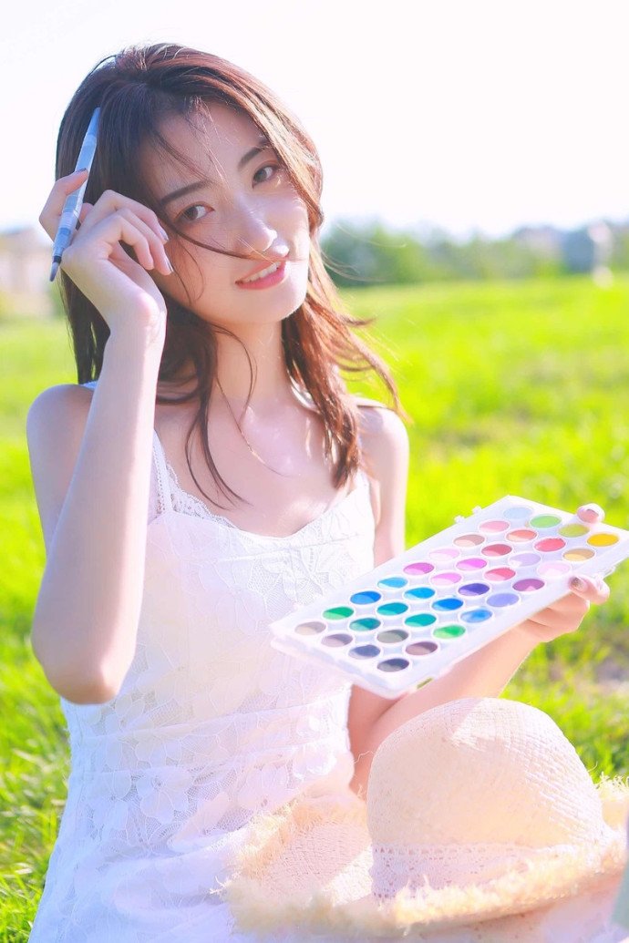 《你是迟来的欢喜》男女主角魏哲鸣和郑合惠子现实中关系如何?