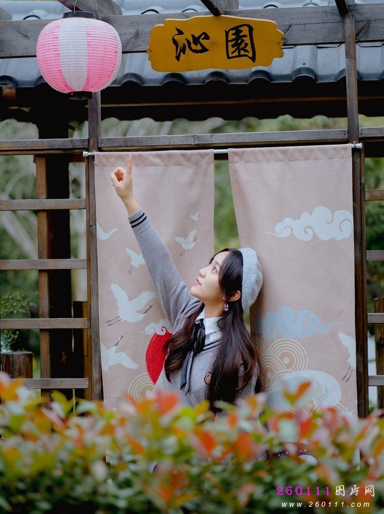 李双江87岁生日现场，弟子戴玉强和妻子梦鸽为他做了哪些事？