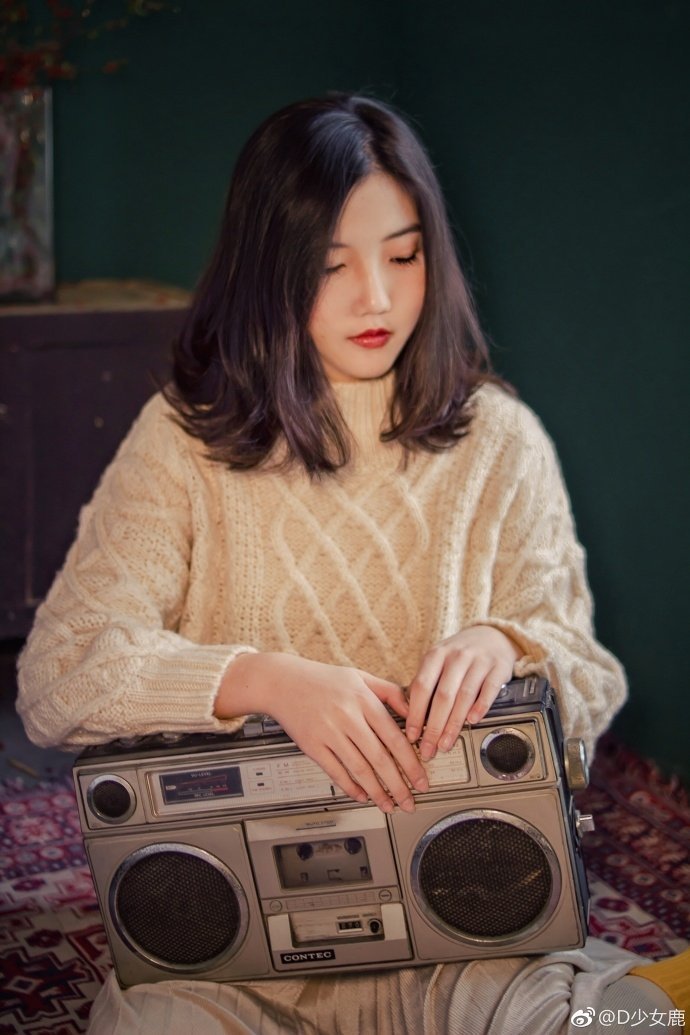 阚清子的现任老公从事什么职业，两人是如何相识的？