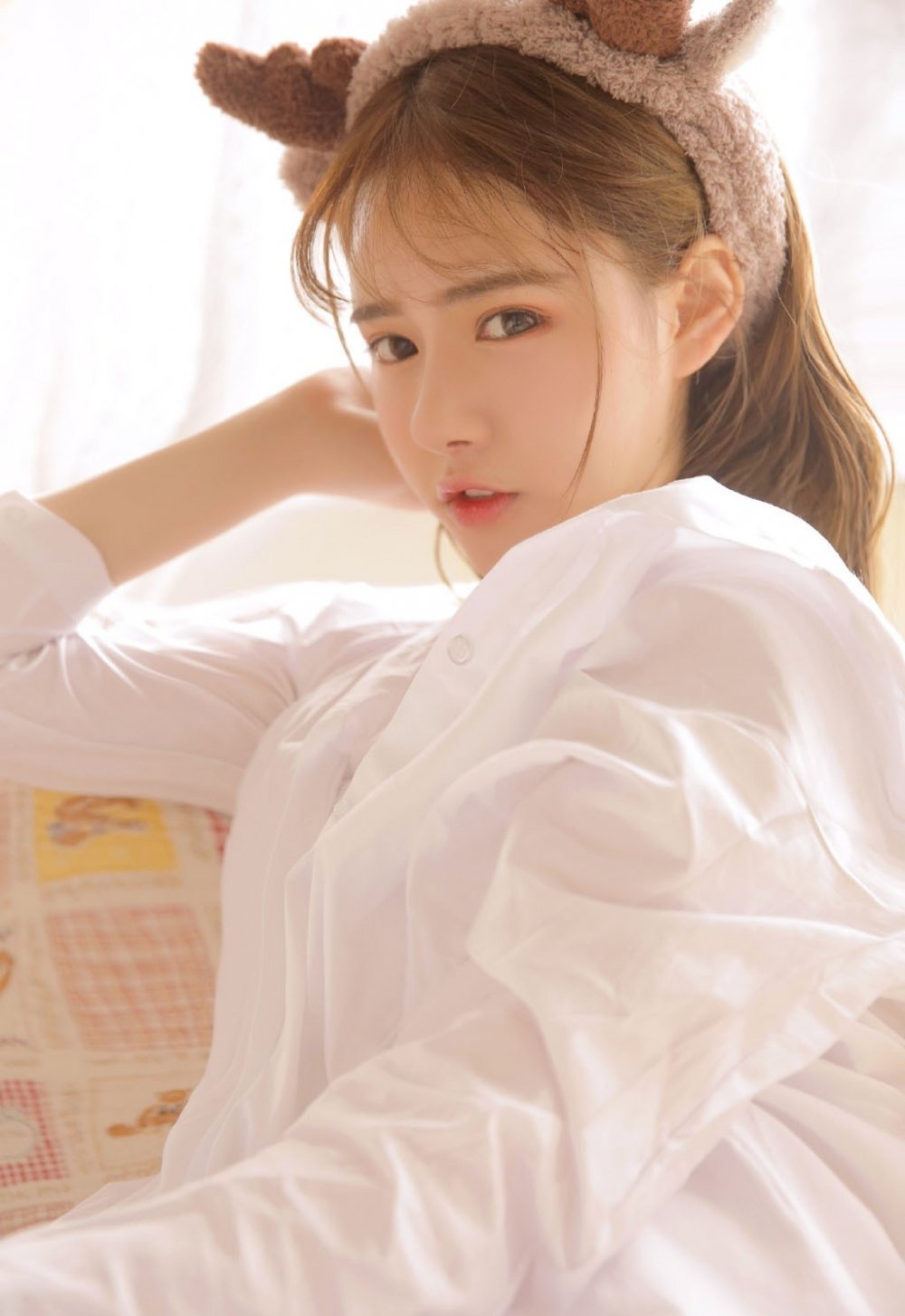 围绕刘晓庆身边的‘挑拨者’指控，目前有哪些证据和争议？