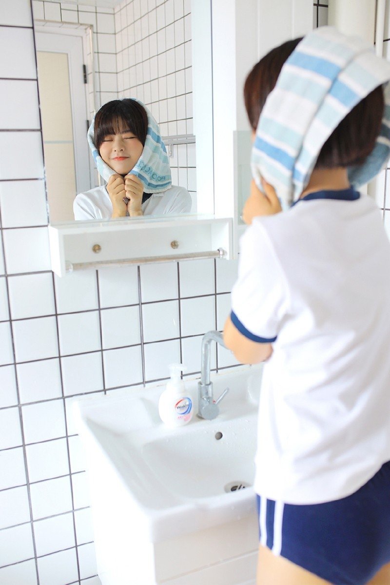 陈哲远为什么被网友称为“内娱财神爷”？