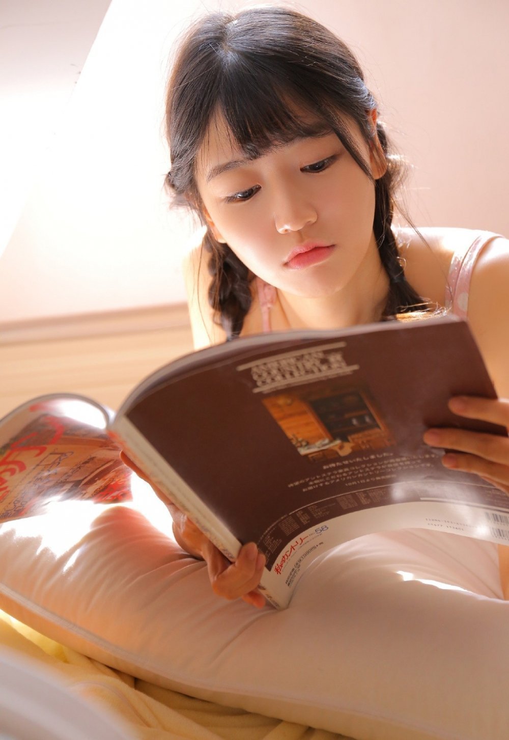 沈月称与王鹤棣为八年古董级CP,回忆菜寺场搭档