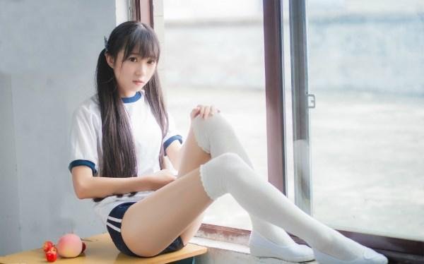 《她的盛焰》之后，袁姗姗接下来还挑战了哪些类型的角色？