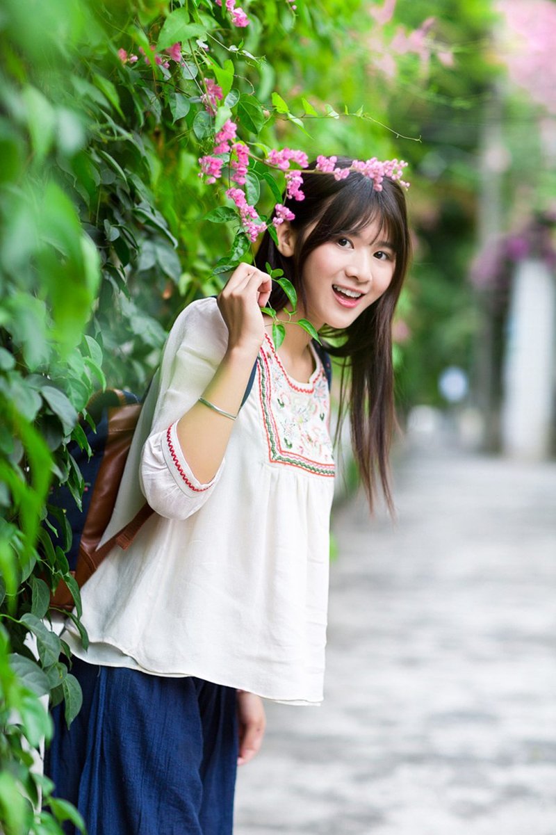 从矿工家庭到威尼斯影后，辛芷蕾的奋斗经历具体是怎样的？