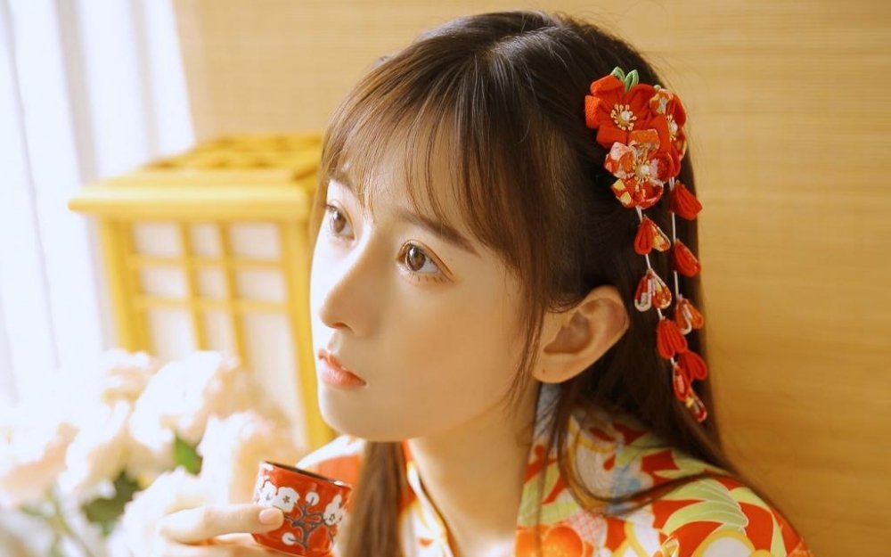 胡歌高圆圆新片定档！《走走停停》北影节获最佳影片