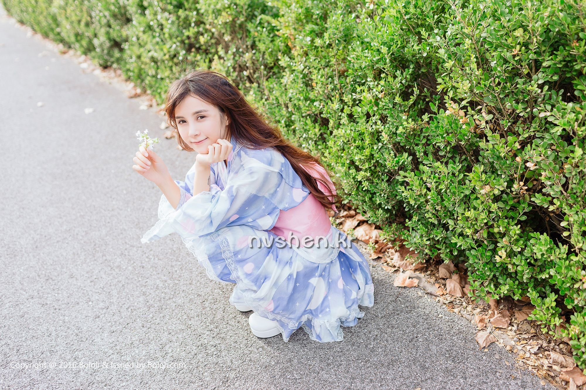 胡歌高圆圆新片定档！《走走停停》北影节获最佳影片