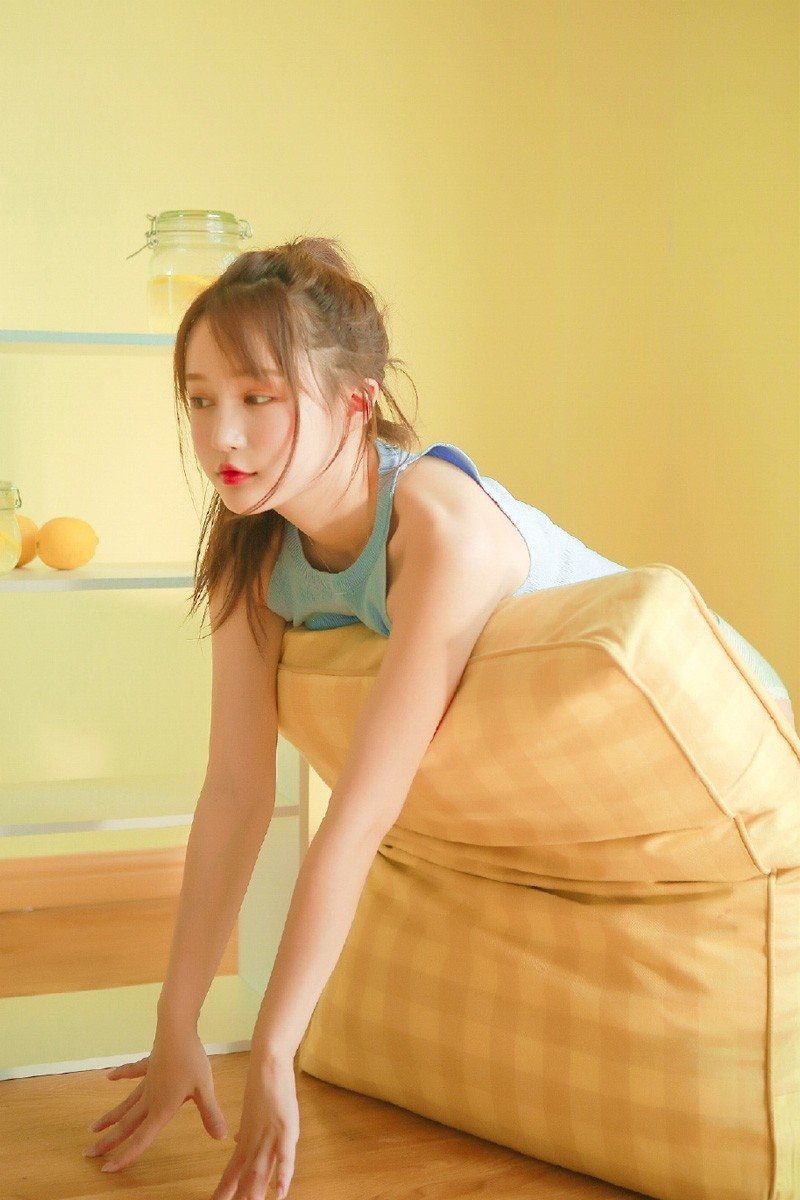 《你是迟来的欢喜》男女主角魏哲鸣和郑合惠子现实中关系如何？