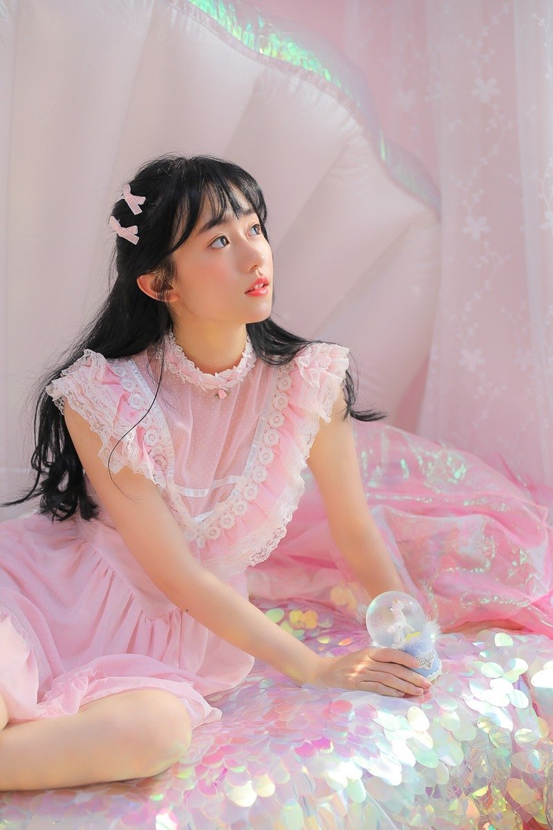 宋佳的这次造型突破对她未来的演艺生涯意味着什么？|巴黎时装周|圣罗兰（SAINT LAURENT）|公众|风波|历史