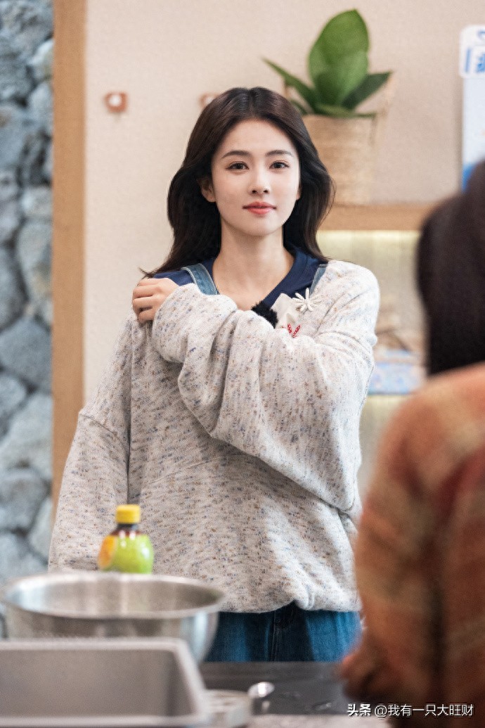 王传君武大靖惊喜空降《亲爱的客栈》,沈月为徐志胜拍出人生照片