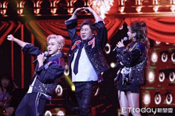 胡瓜出事了！　演出前惊爆下楼梯摔倒「还急打3针」 