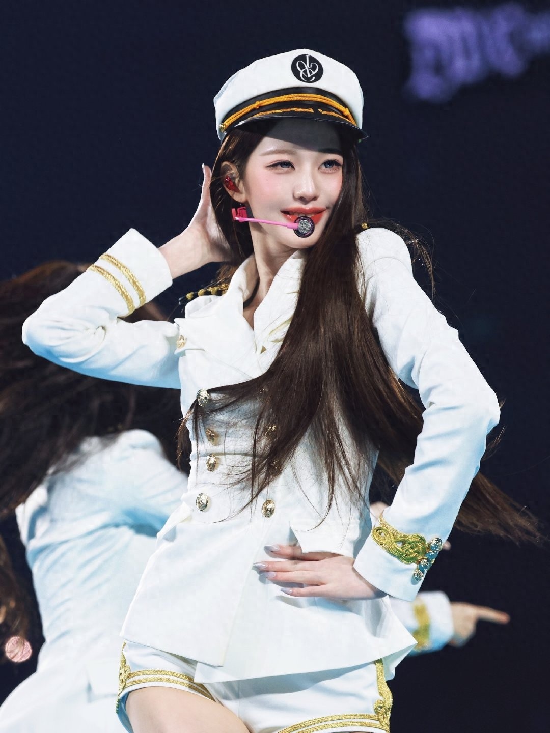 张元英水手服 全网刷屏 真人版美少女战士登场 经典造型被她穿出美貌 