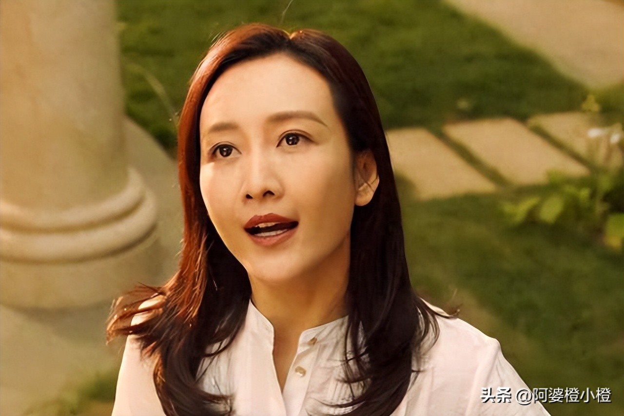 官宣单身仅48小时，王鸥私生活被扒底朝天，原来当初杨幂没说谎 