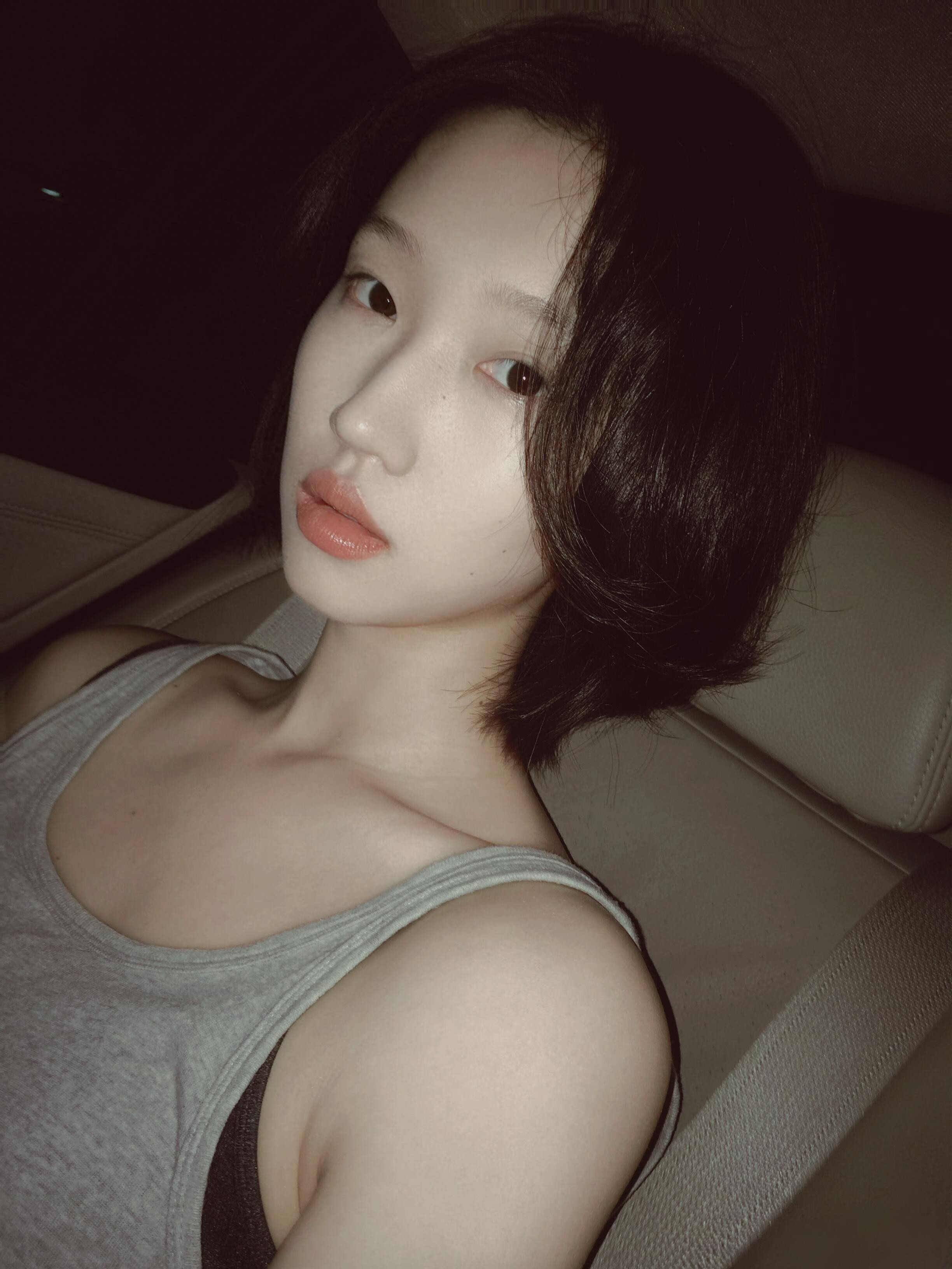 王佳怡《子夜归》蛇公角色出圈｜演技获赞引关注 