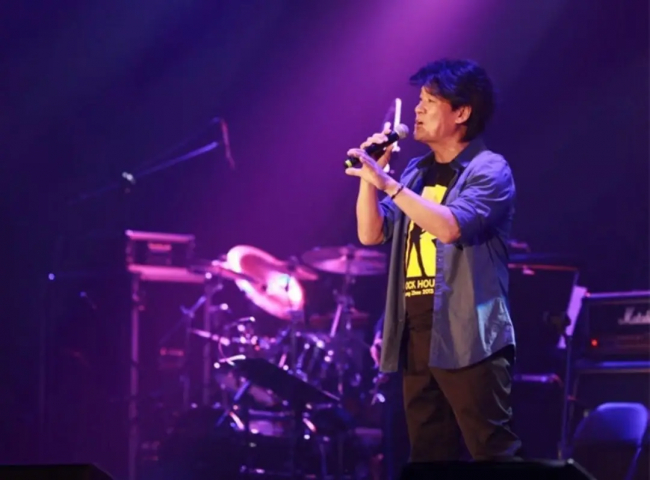 打开网易新闻 查看精彩图片