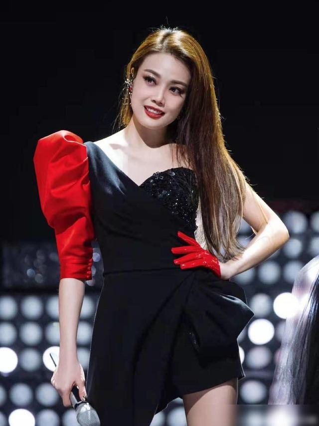 打开网易新闻 查看精彩图片